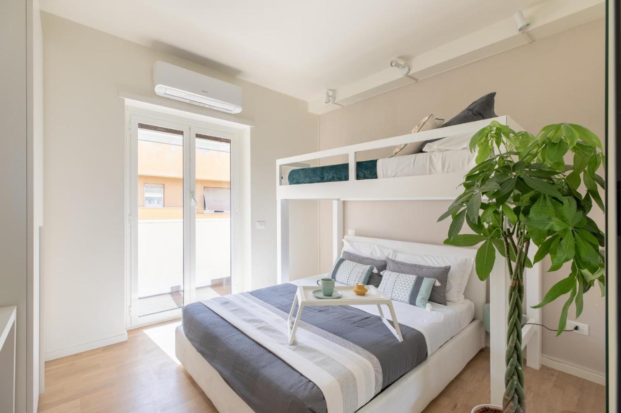 Iflat Garbatella Grand Penthouse Apartment Rome Bagian luar foto