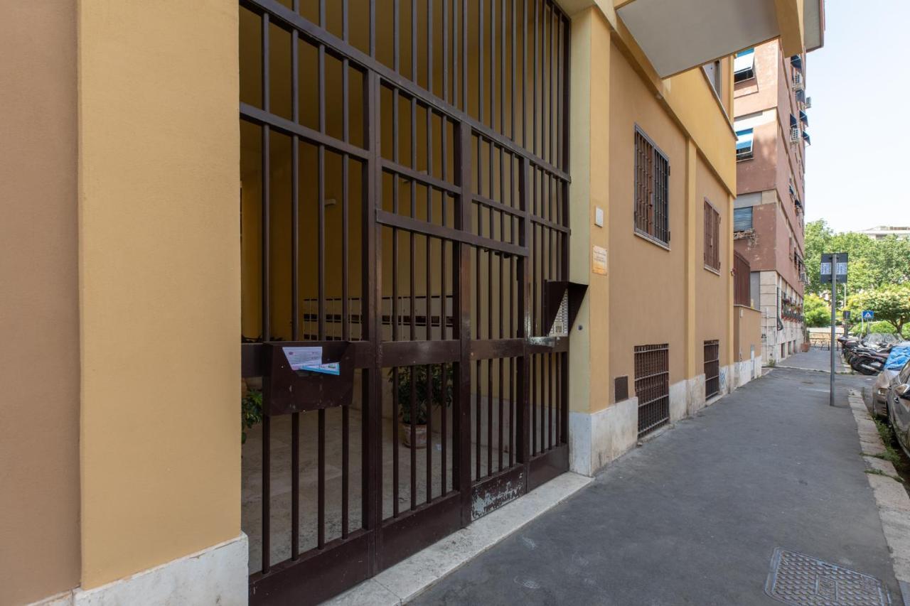 Iflat Garbatella Grand Penthouse Apartment Rome Bagian luar foto